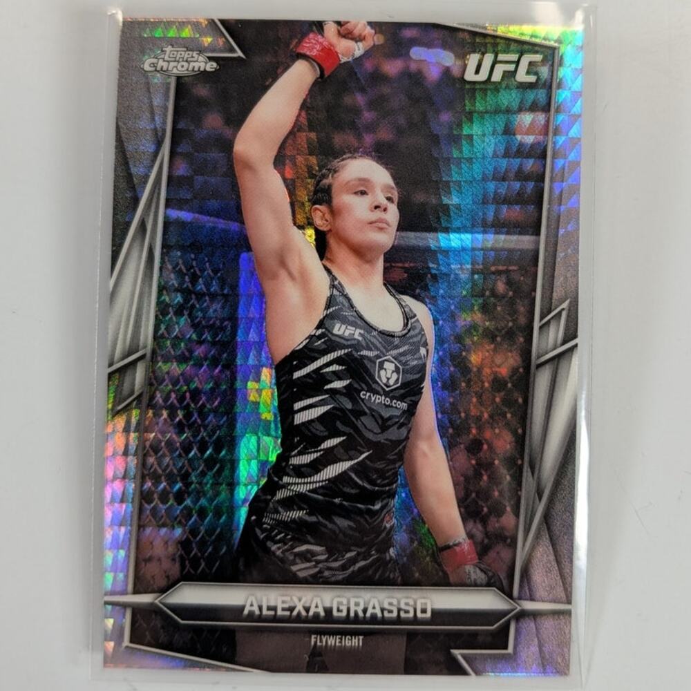 2026 Topps Chrome UFC Alexa Grasso #170 Prism Refractor Parallel Hobby Exclusive